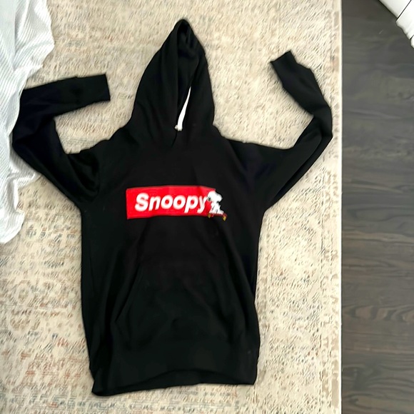 Black and red snoopy hoodie size men’s small - Picture 1 of 2